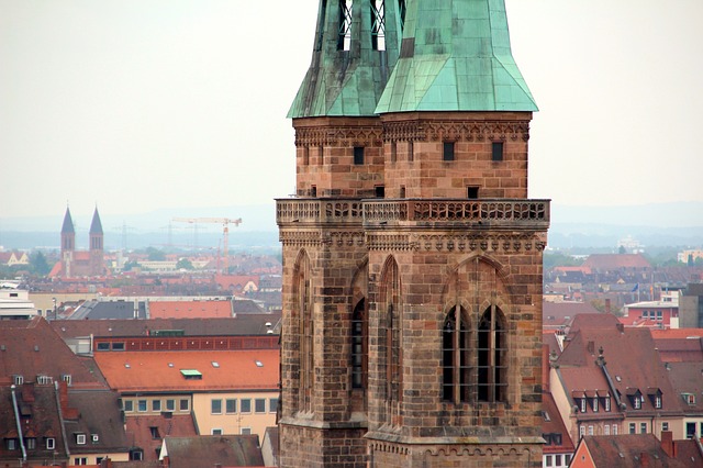 Die Lorenzkirche ist auch ein Wahrzeichen von Nürnberg